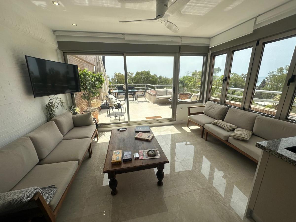 Penthouse Puerta De Pedregalejo Apartment Malaga Bagian luar foto