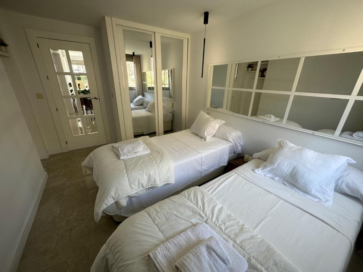 Penthouse Puerta De Pedregalejo Apartment Malaga Bagian luar foto