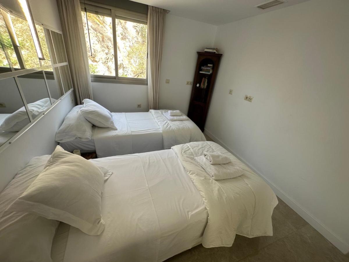 Penthouse Puerta De Pedregalejo Apartment Malaga Bagian luar foto